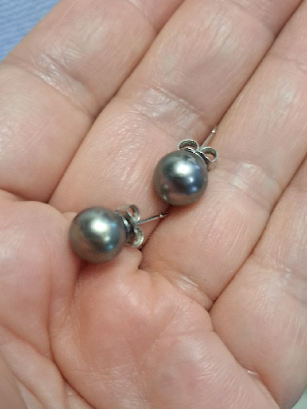 Stunning Tahitian 14k white gold genuine pearls Bloomungdales